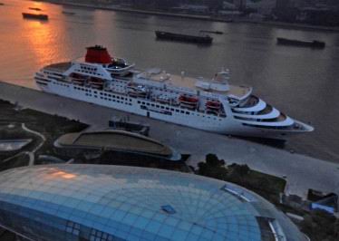 Pre-cruise and after-cuise Shanghai tour