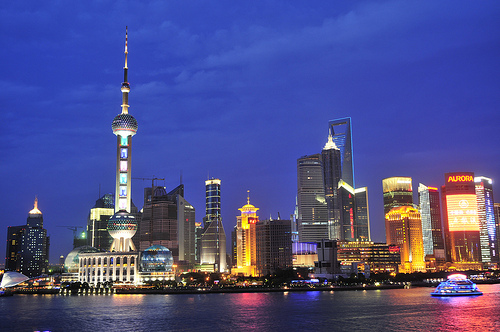 One Day Huangpu River Cruise & City Tour